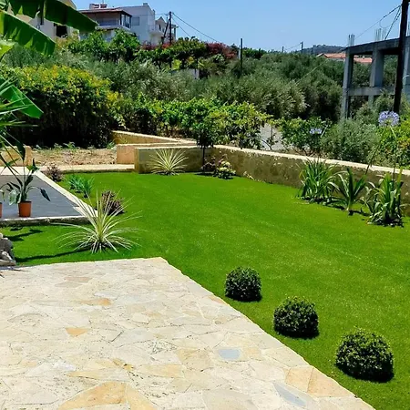 Xenia's Countryside Апартаменты